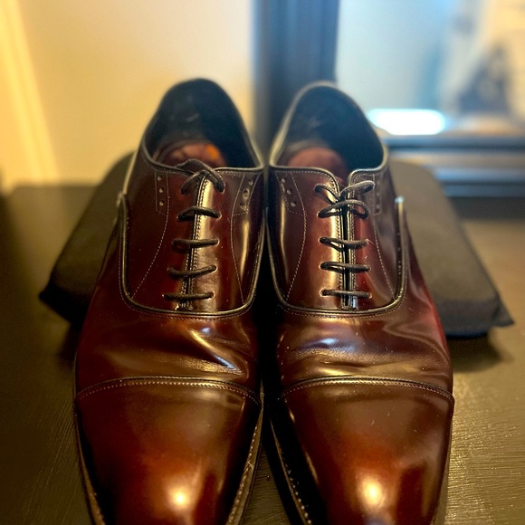Prada leather oxfords-mens 9.5 - Picture 2 of 3